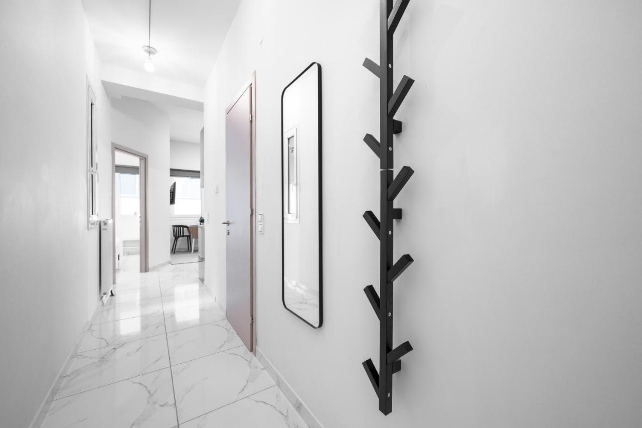 Breez Apartments, The Luxury Suites テッサロニキ エクステリア 写真