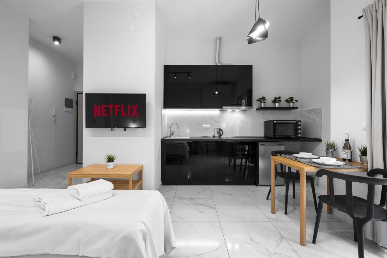 Breez Apartments, The Luxury Suites テッサロニキ エクステリア 写真